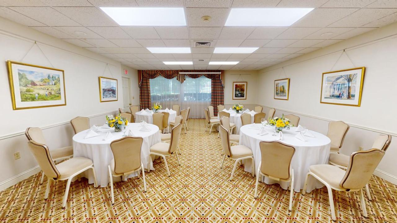 The Farmington Inn And Suites Ngoại thất bức ảnh