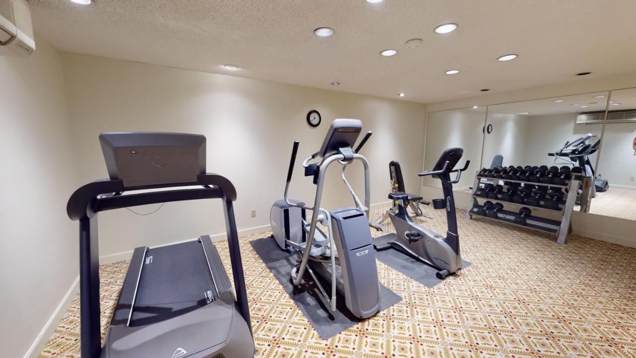 The Farmington Inn And Suites Ngoại thất bức ảnh